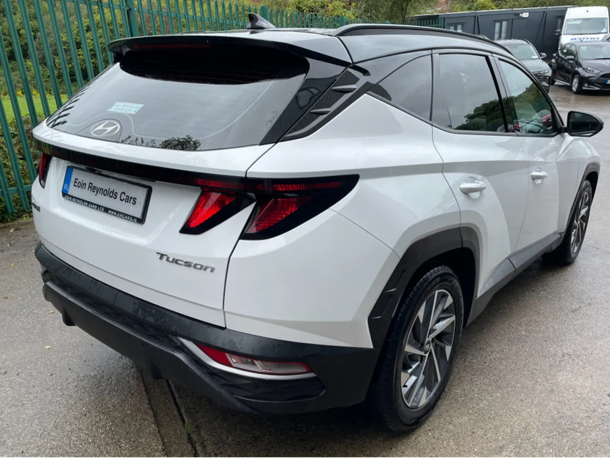 Hyundai Tucson 221 TUSCON EXECUTIVE CRDI TWIN ROOF - Image 4