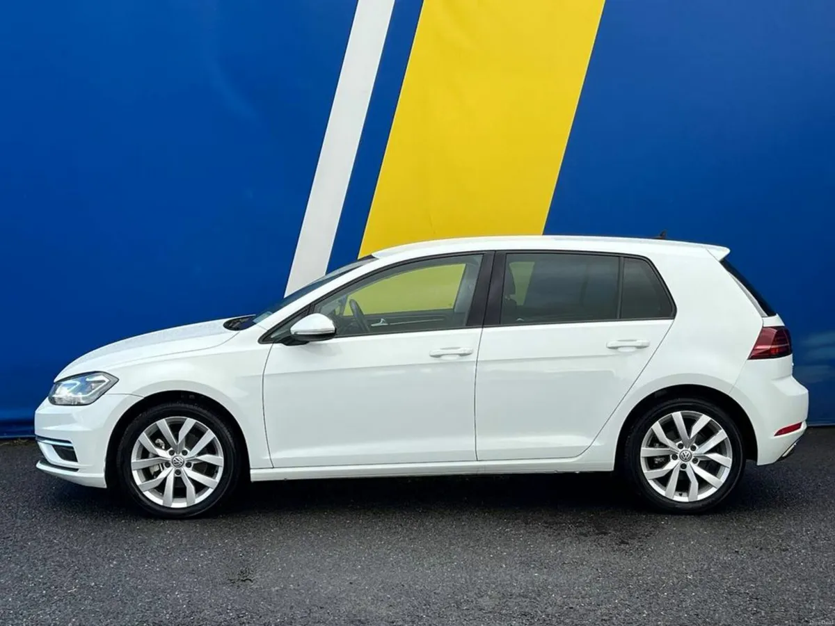 Volkswagen Golf HIGHLINE 1.4 TSI AUTO // DIGITAL C - Image 3