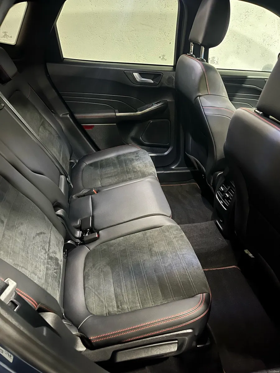 222 FORD KUGA 1.5Tdci ST LINE X 120bhp - Image 6