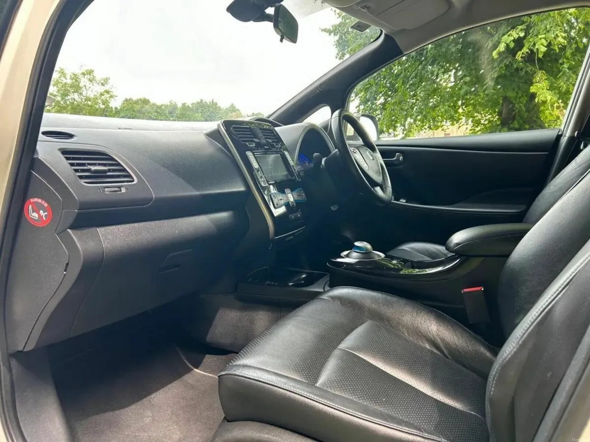 162 Nissan Leaf Tekna - Image 3