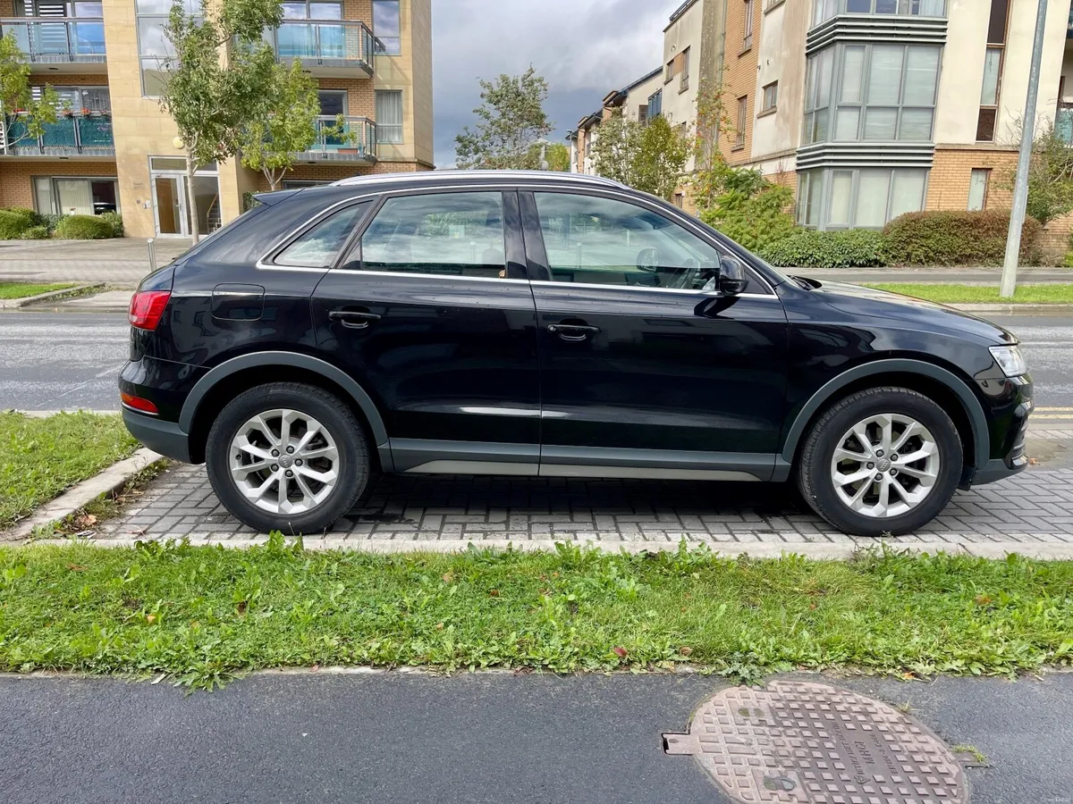 Audi Q3 2017 - Image 2