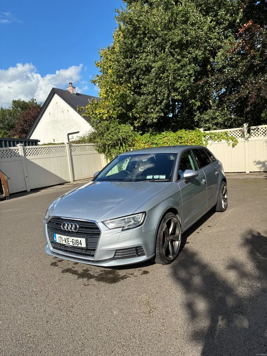 Audi A3 2017, 1.6 Diesel, 6 speed. 2 Owners. - Image 2