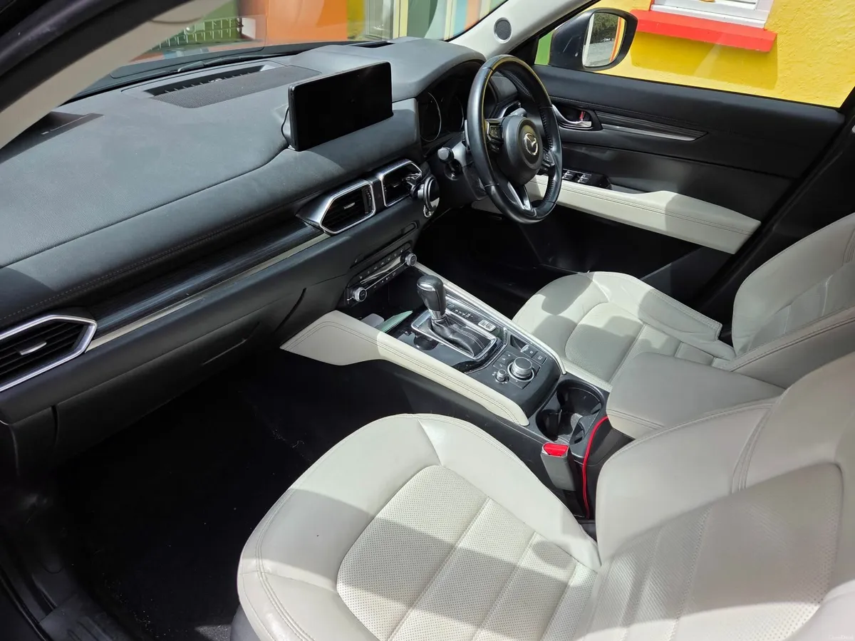 Mazda CX-5 2021 - Image 2