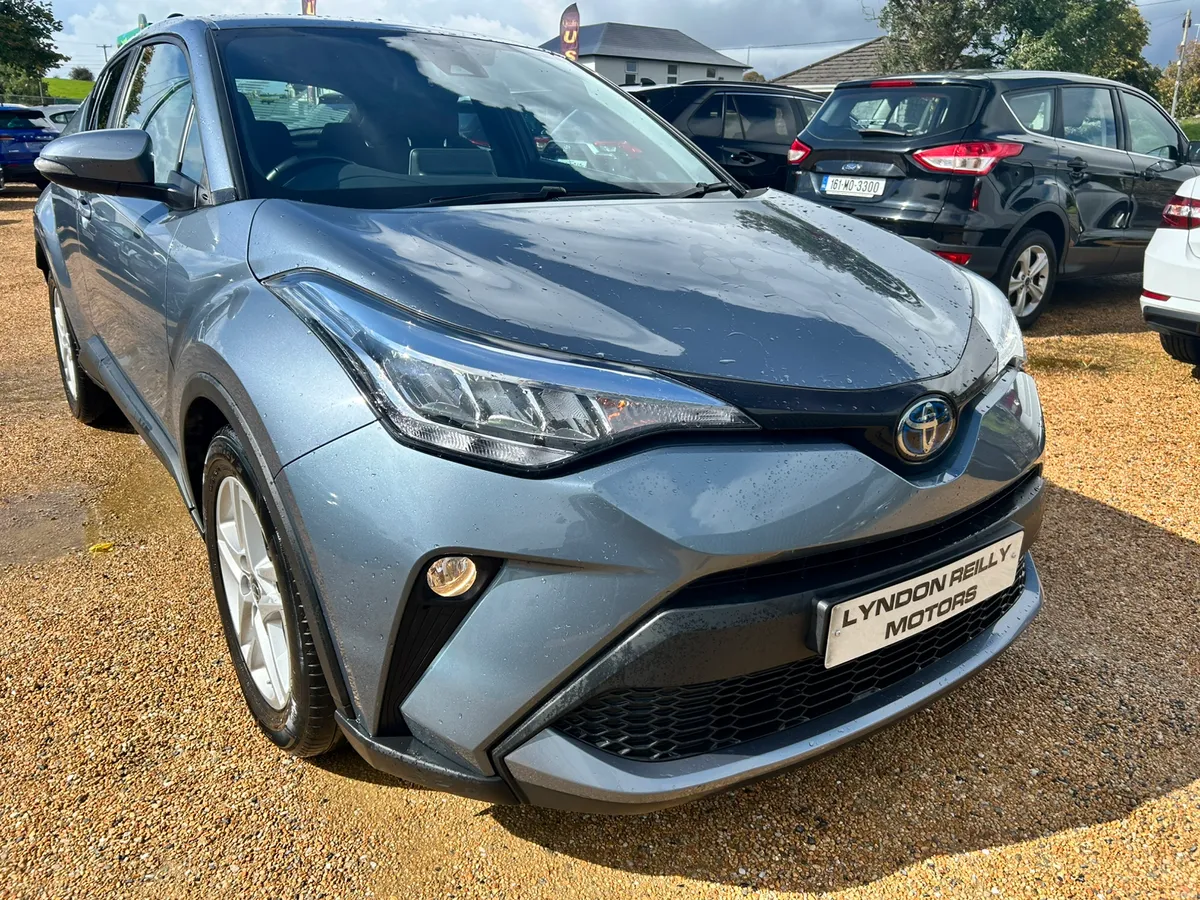 Toyota CHR ICON HEV - Image 1