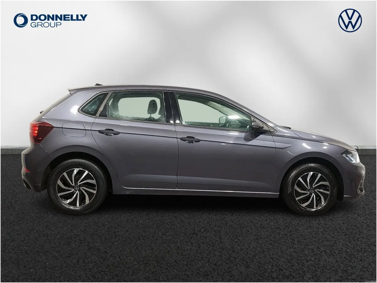 Volkswagen Polo Hatchback Life - Image 4
