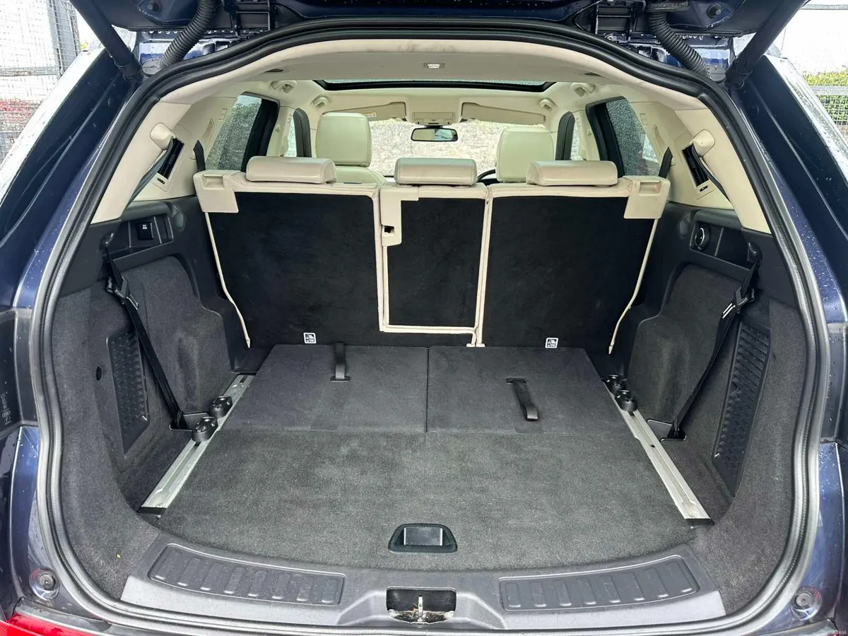 Discovery Sport HSE Luxury Automatic 7 seats - Image 4