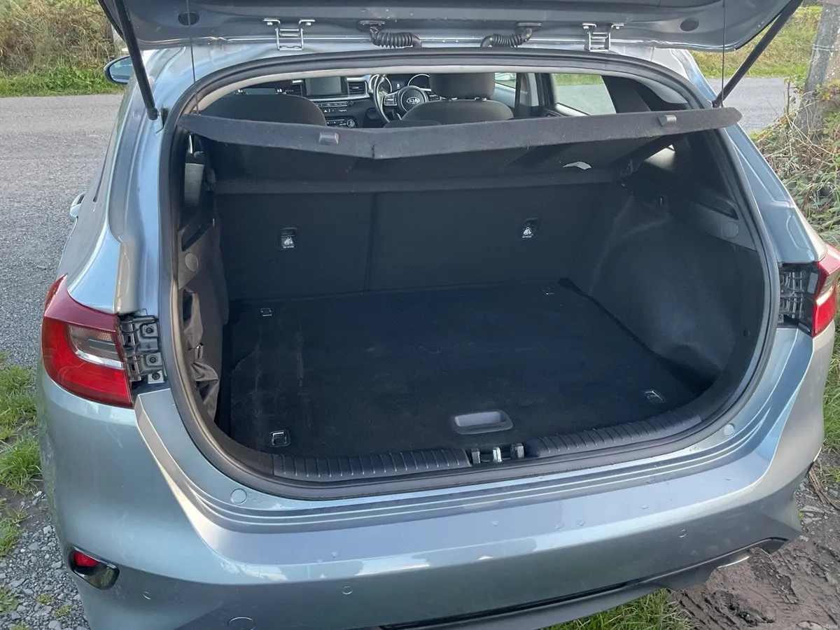 2019 Kia ceed 1.0 petrol - Image 4
