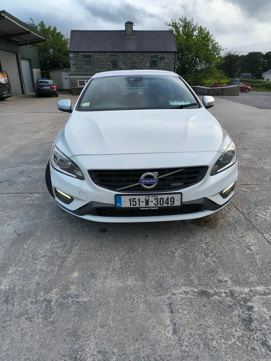 Volvo S60 2015 - Image 2