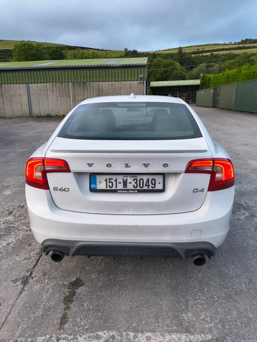 Volvo S60 2015 - Image 3