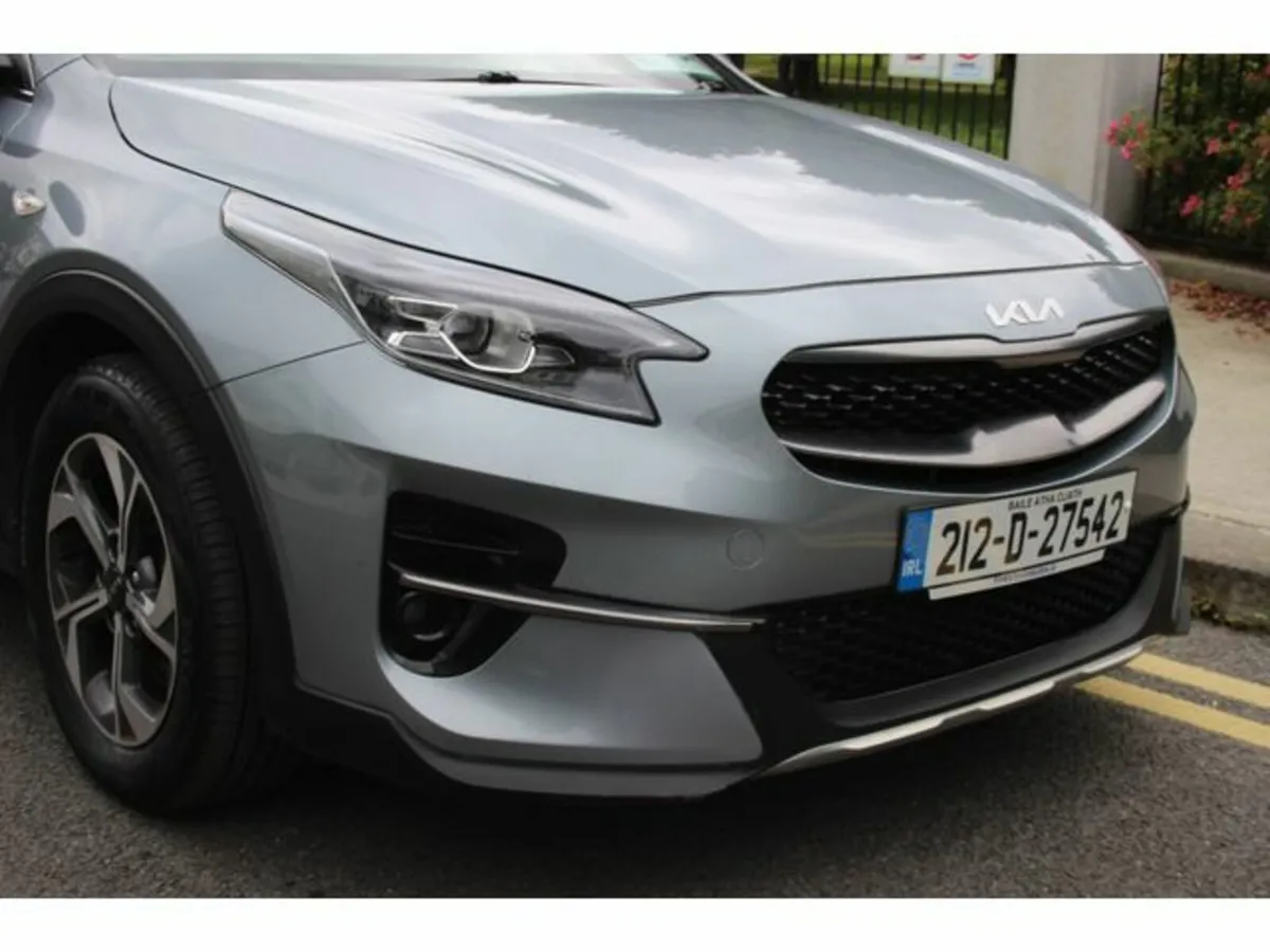 Kia XCeed 1.0 2 Comfort Petrol Rear Camera New NCT - Image 3