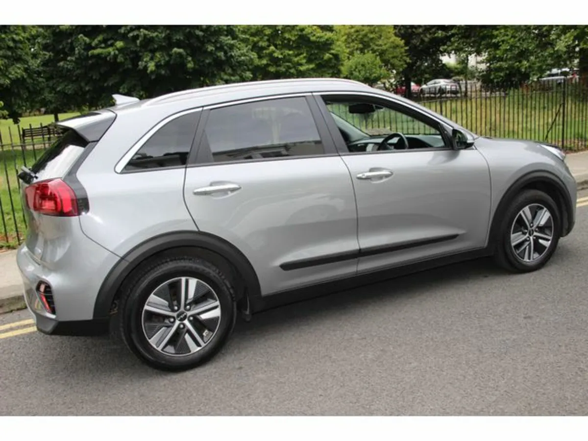 Kia Niro HEV - Limited Edition CONNECT - Self Char - Image 4
