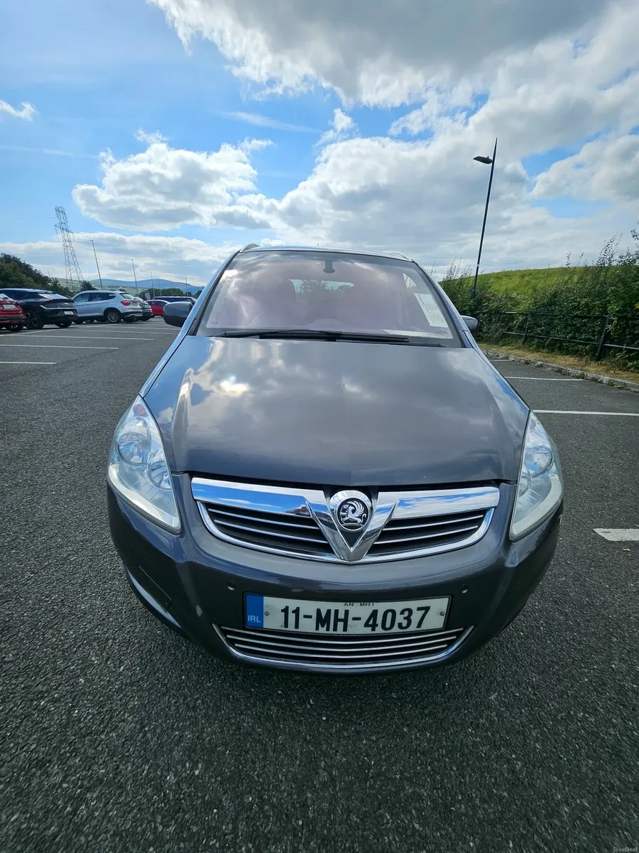 Vauxhall Zafira 2011 - Image 1