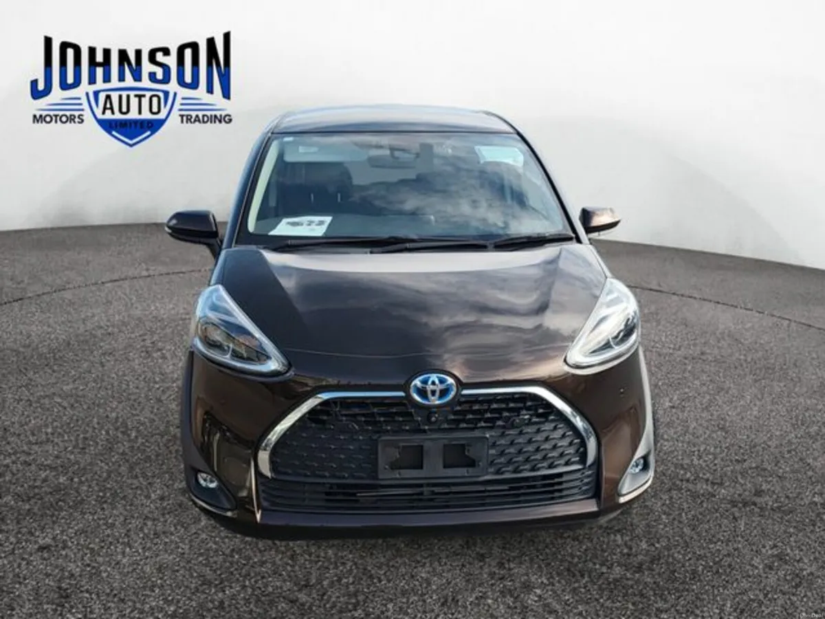 Toyota Sienta 1.5 Petrol Auto - Image 3