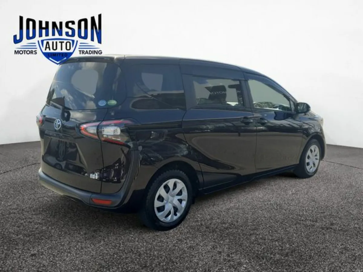 Toyota Sienta 1.5 Hybrid Petrol Engine - Image 3