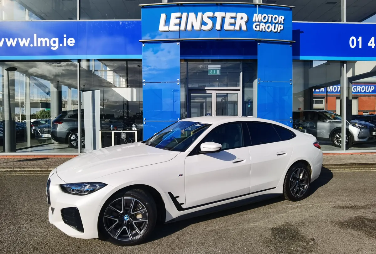 BMW I4 84KWH EDRIVE40 M SPORT **MASSIVE SPEC** - Image 1