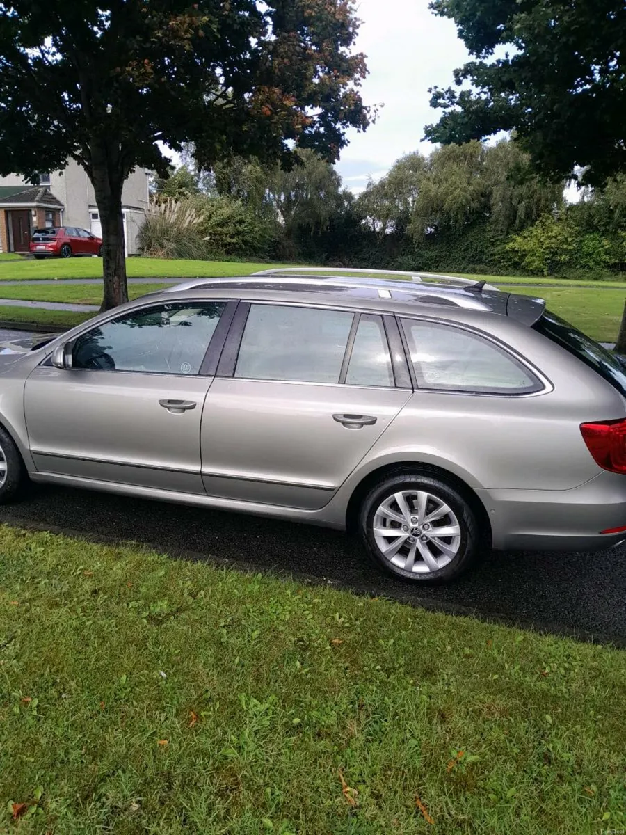 Skoda superb estate - Image 4