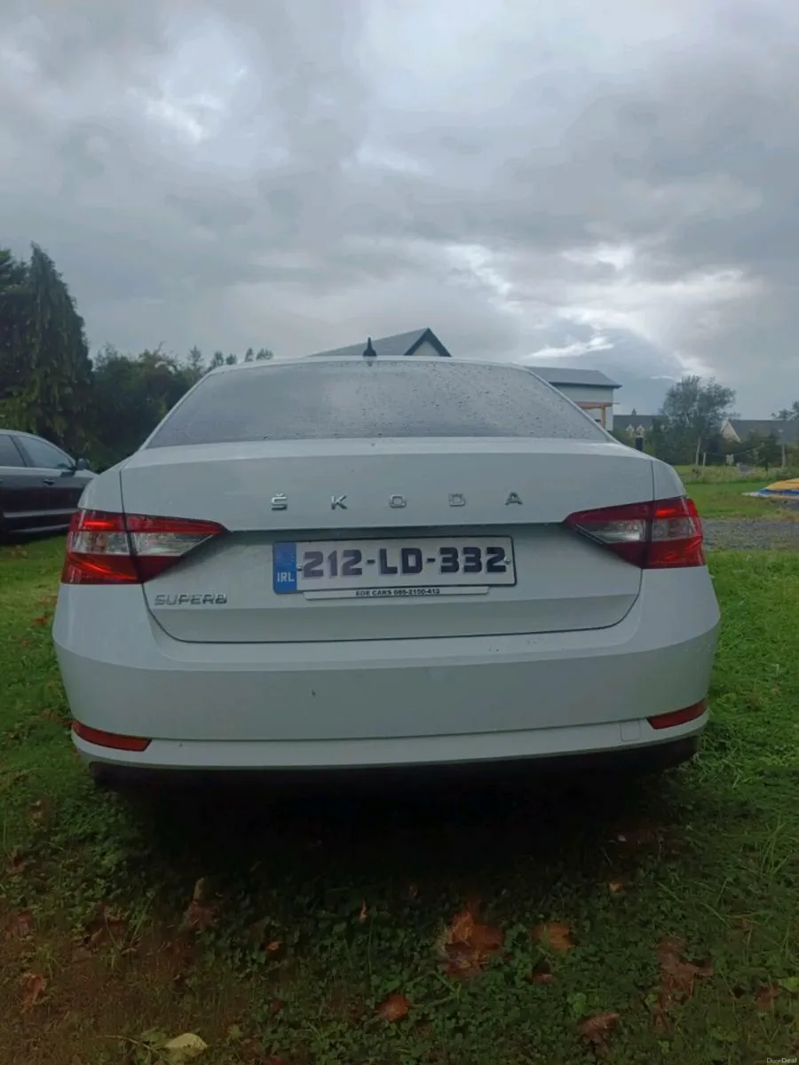 Skoda superb 2.0 TDI automatic - Image 2