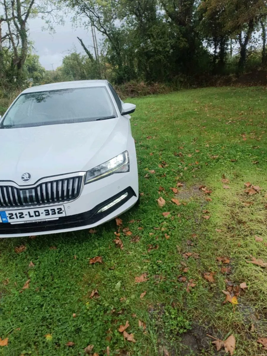 Skoda superb 2.0 TDI automatic - Image 3