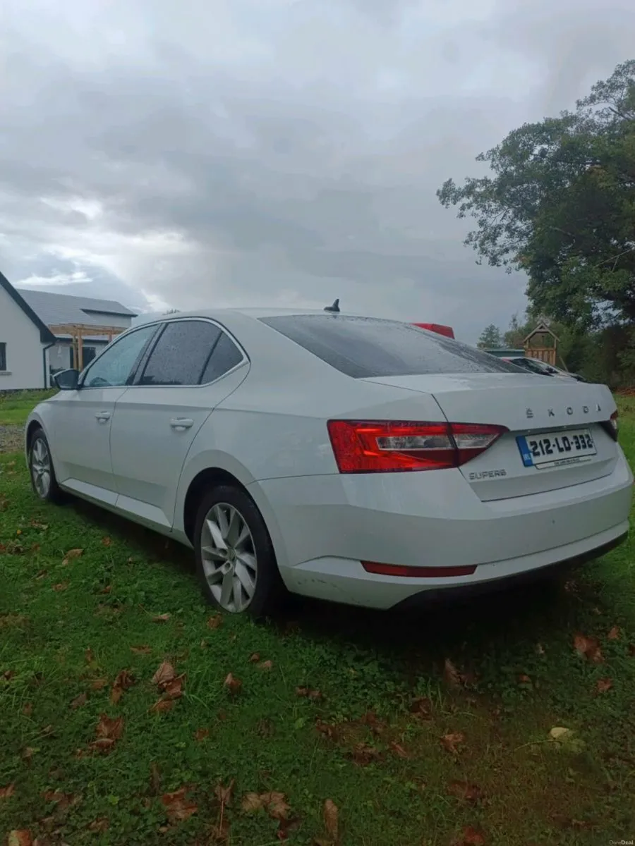 Skoda superb 2.0 TDI automatic - Image 4
