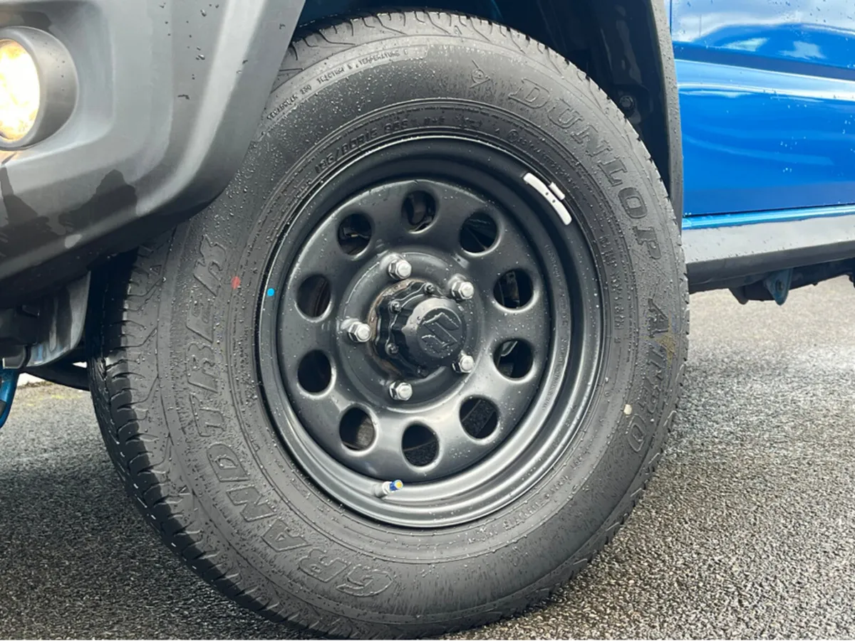 Suzuki Jimny 1.5 LCV 3DR - Image 3