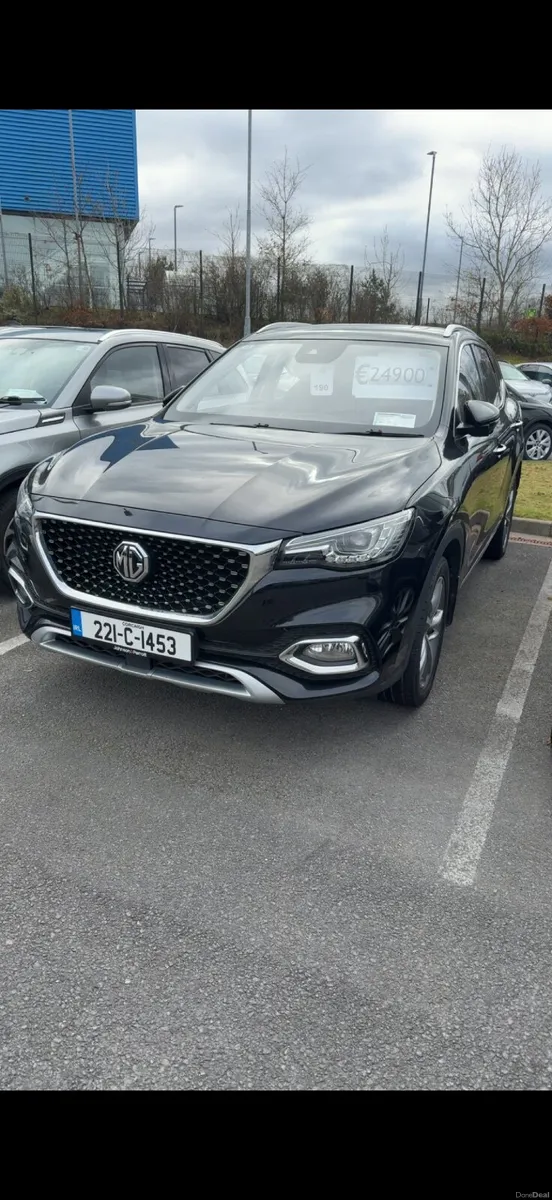 MG HS 2022 - Image 1