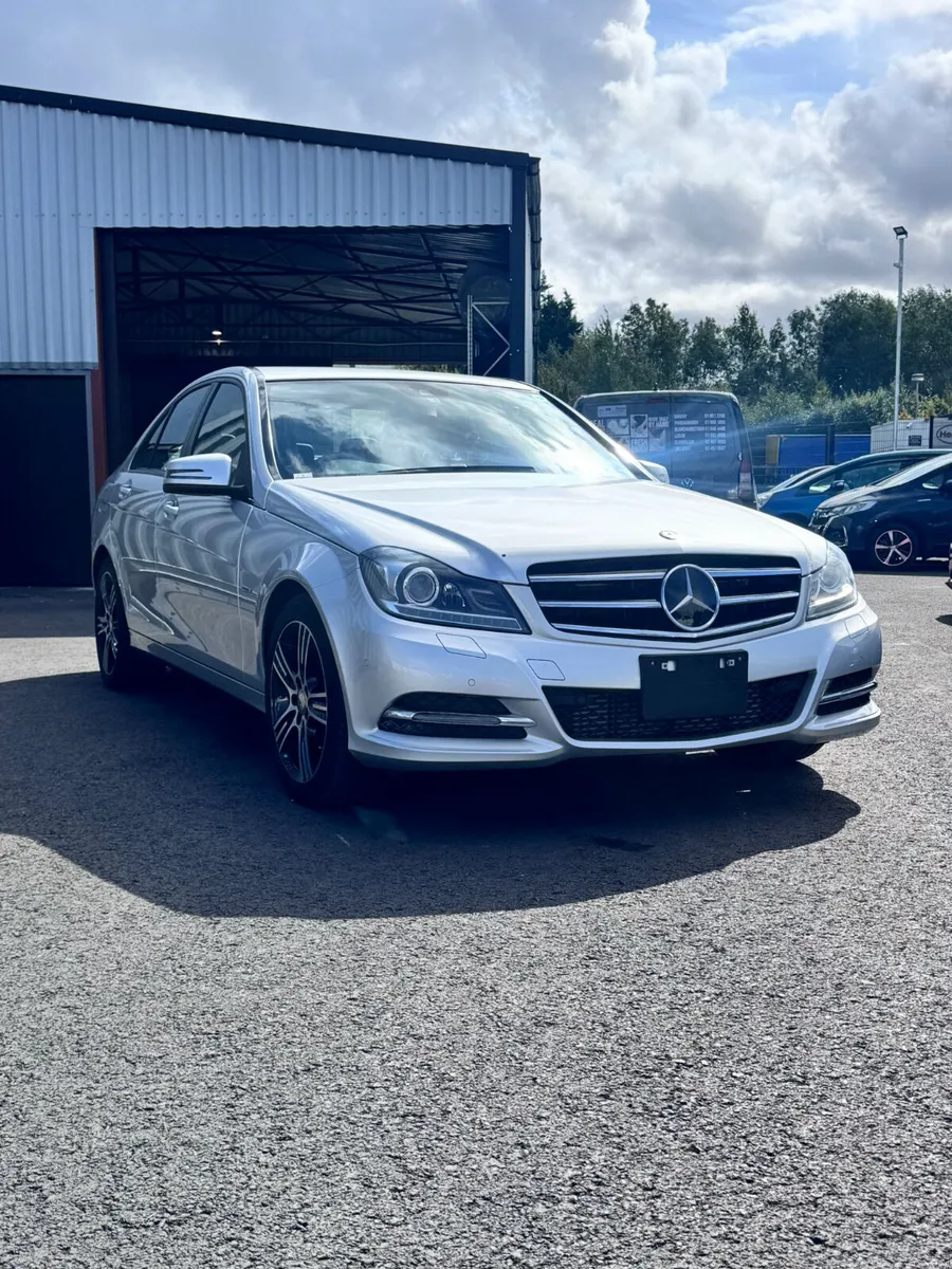 Mercedes-Benz C 180 Saloon - Image 1