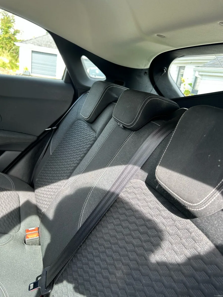 211 Ford Puma 1.5 D 120hp Titanium - Image 4