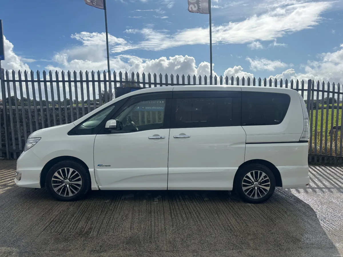 Nissan Serena Hybrid 8 seater automatic 2015 - Image 3