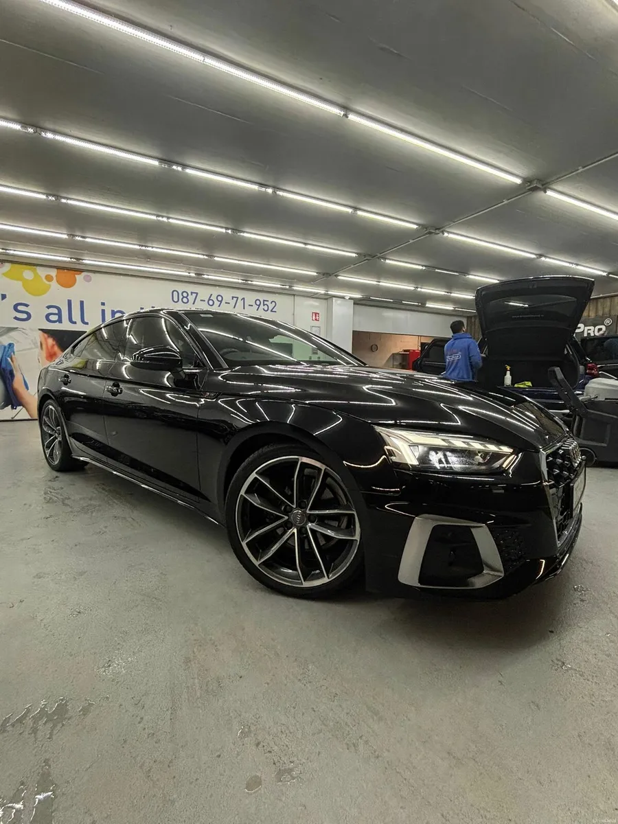 AUDI A5 2.0
SPORTBACK TDI S LINE
MHEV 5D - Image 2