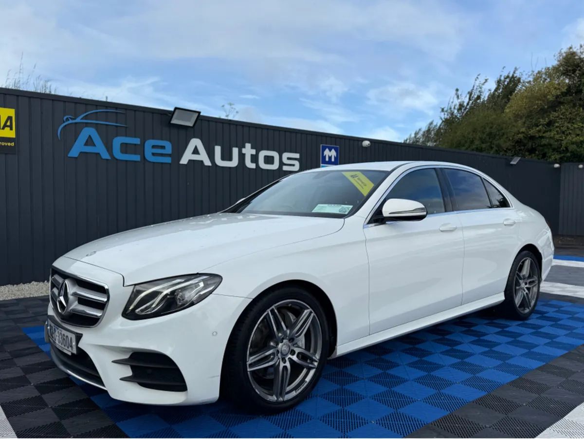 Mercedes-Benz E-Class E220D AMG LINE - AUTO - 12M - Image 3