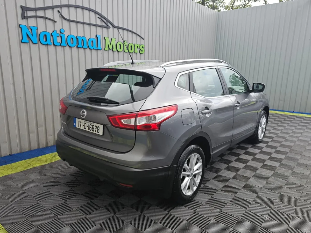 2017 Nissan Qashqai 1.5 DSL SV - Image 3