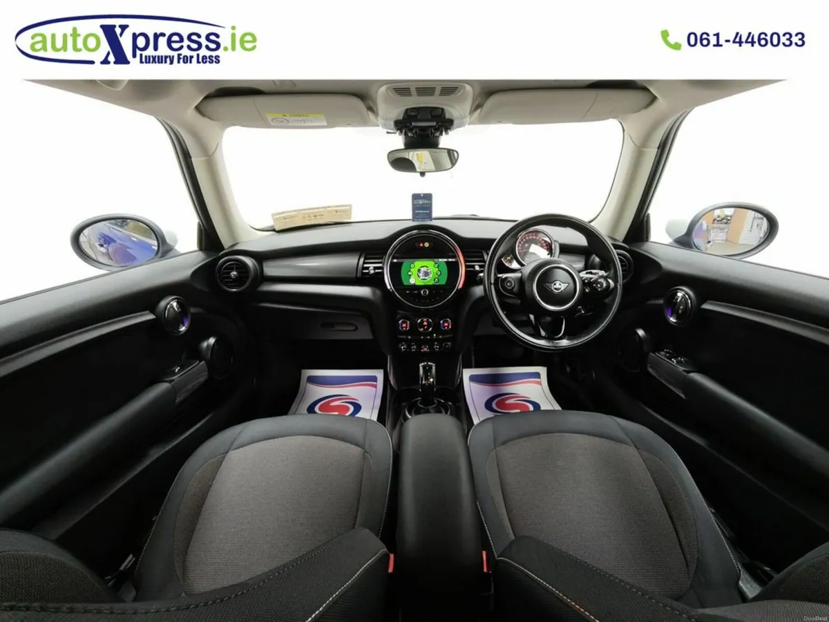 Mini Cooper 1.5 Automatic, Reversing camera - Image 2