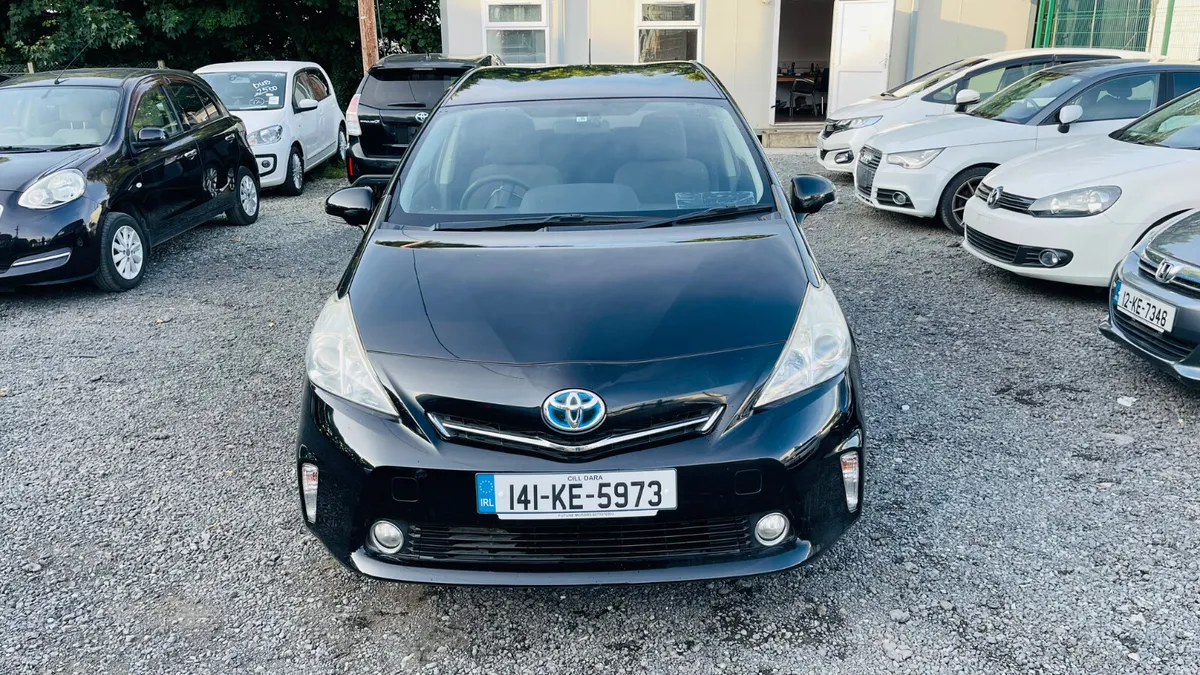 Toyota Prius Alpha 7 Seater 2014 - Image 2