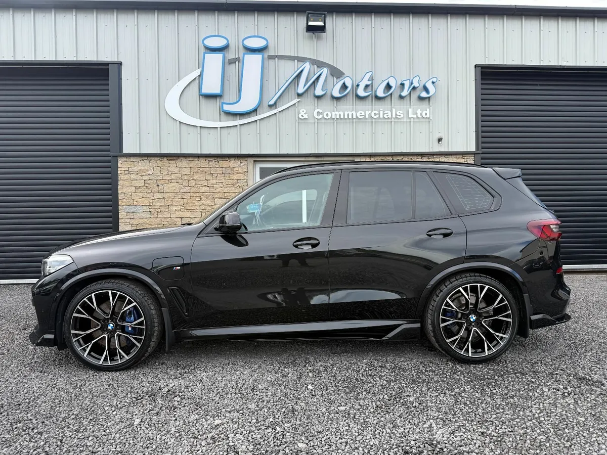 '21 BMW X5 XDrive 45e M-Sport - Image 4