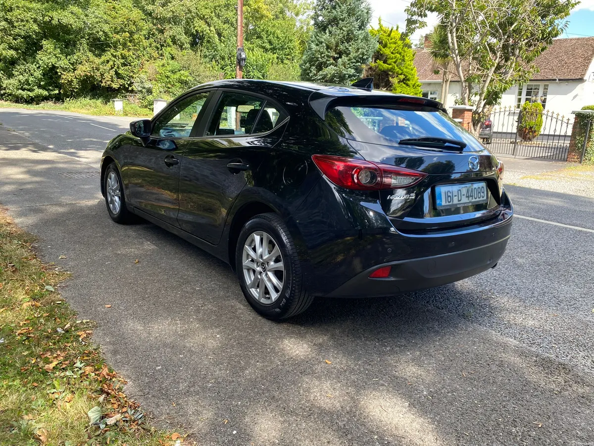 MAZDA3 1.5 EXECUTIVE 100bhp - Image 4