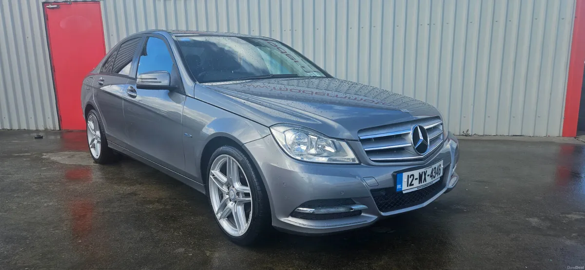 Mercedes C200 2.1 cdi se blue eff 4dr manual - Image 4