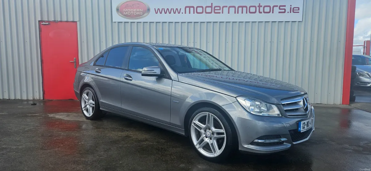 Mercedes C200 2.1 cdi se blue eff 4dr manual - Image 1