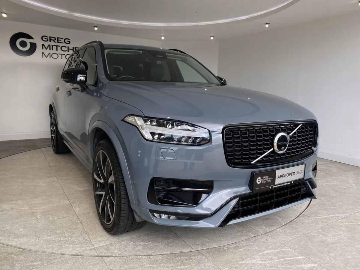 Volvo XC90 2022 - Image 3