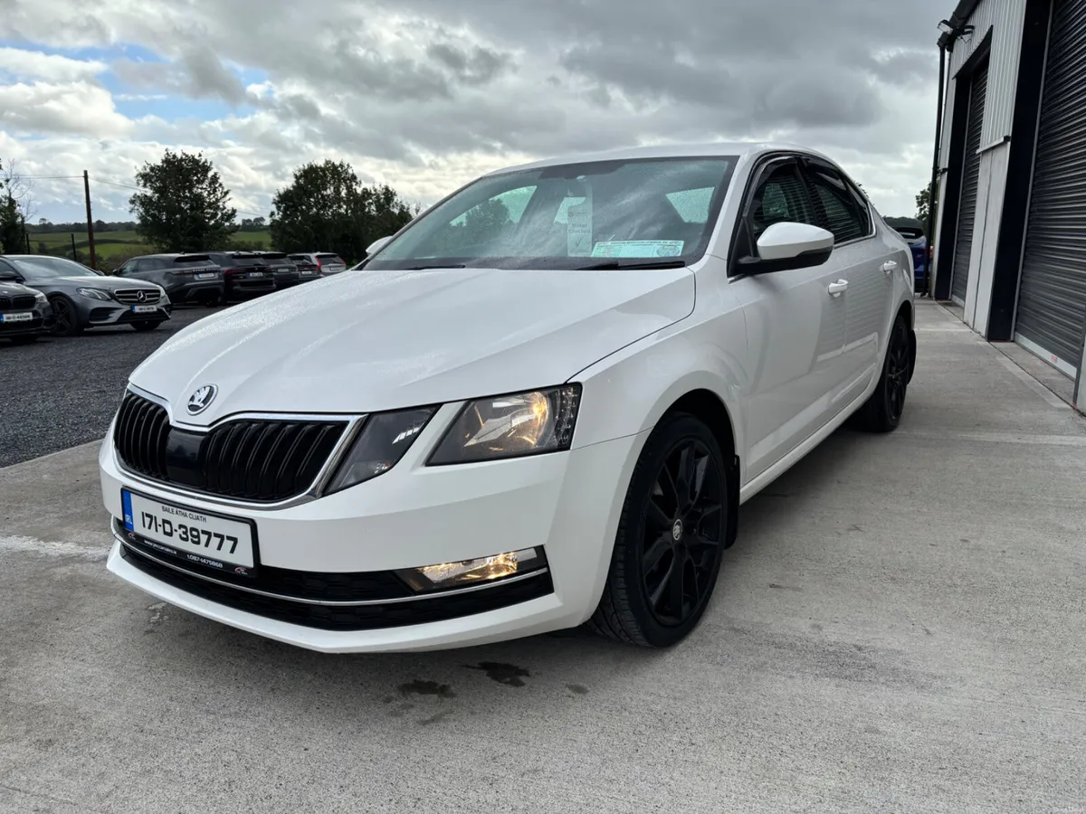 STUNNING 2017 SKODA OCTAVIA STYLE - Image 3