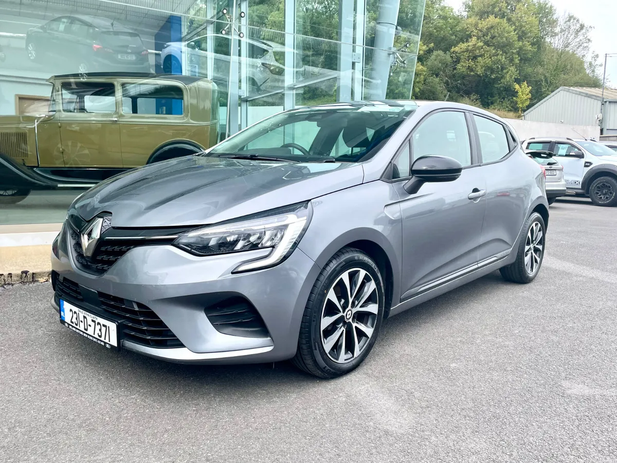 Renault Clio 1.0 Petrol - Image 2