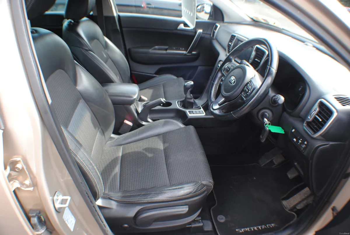 Kia Sportage 2016 1.7 D SUV - Image 4