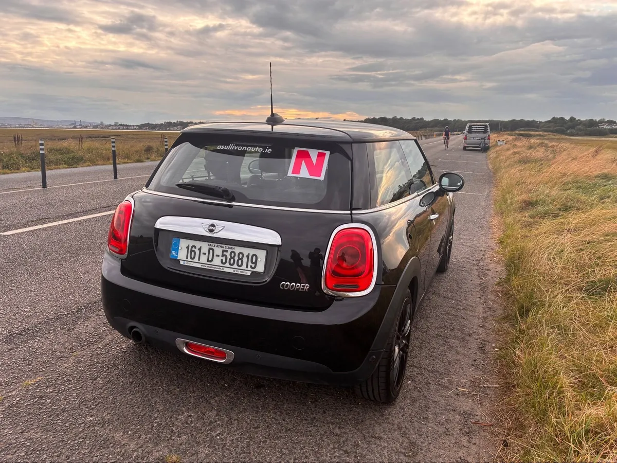 Mini Cooper 2016 - Image 4