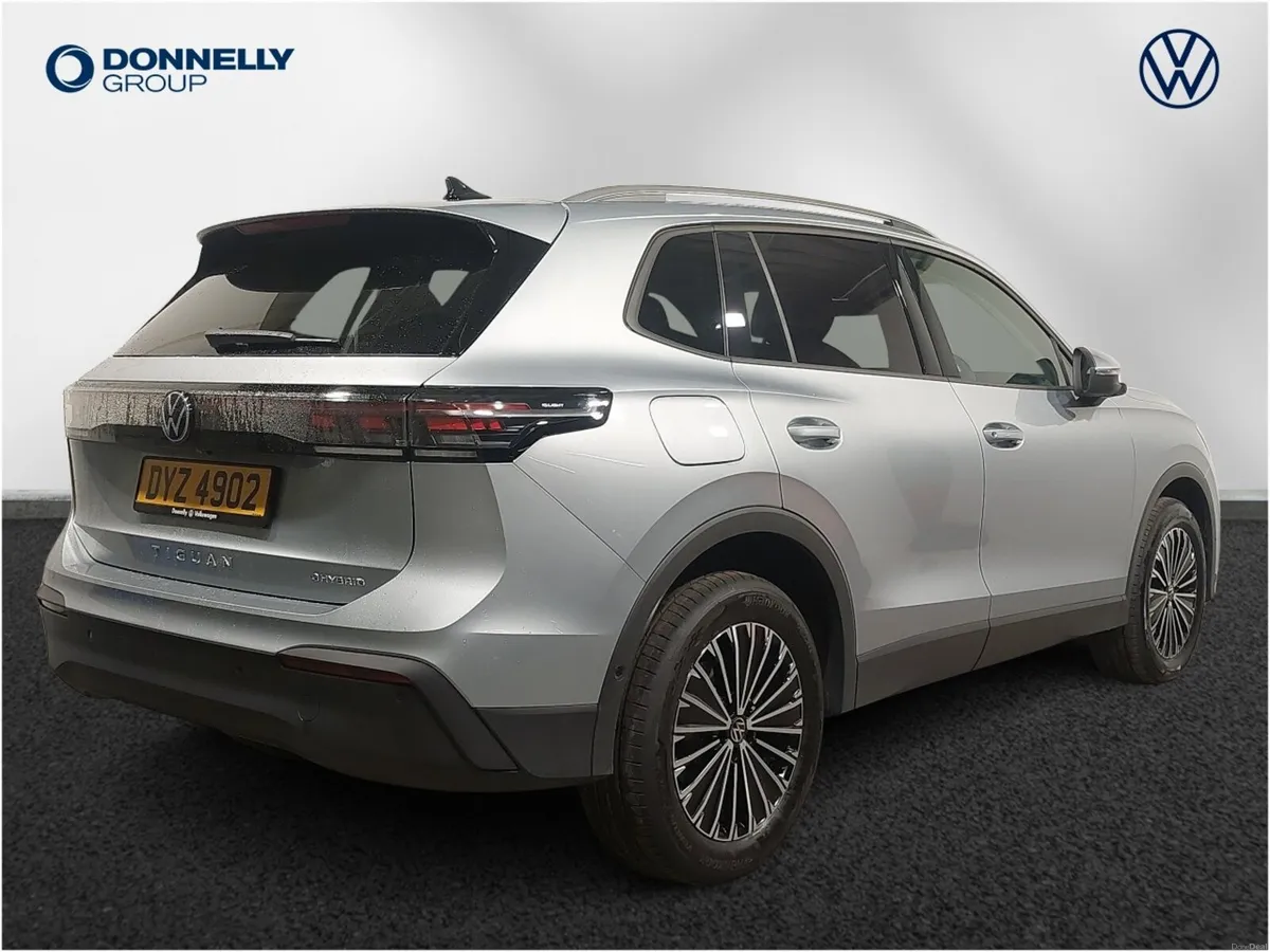 Volkswagen Tiguan Estate Match - Image 3