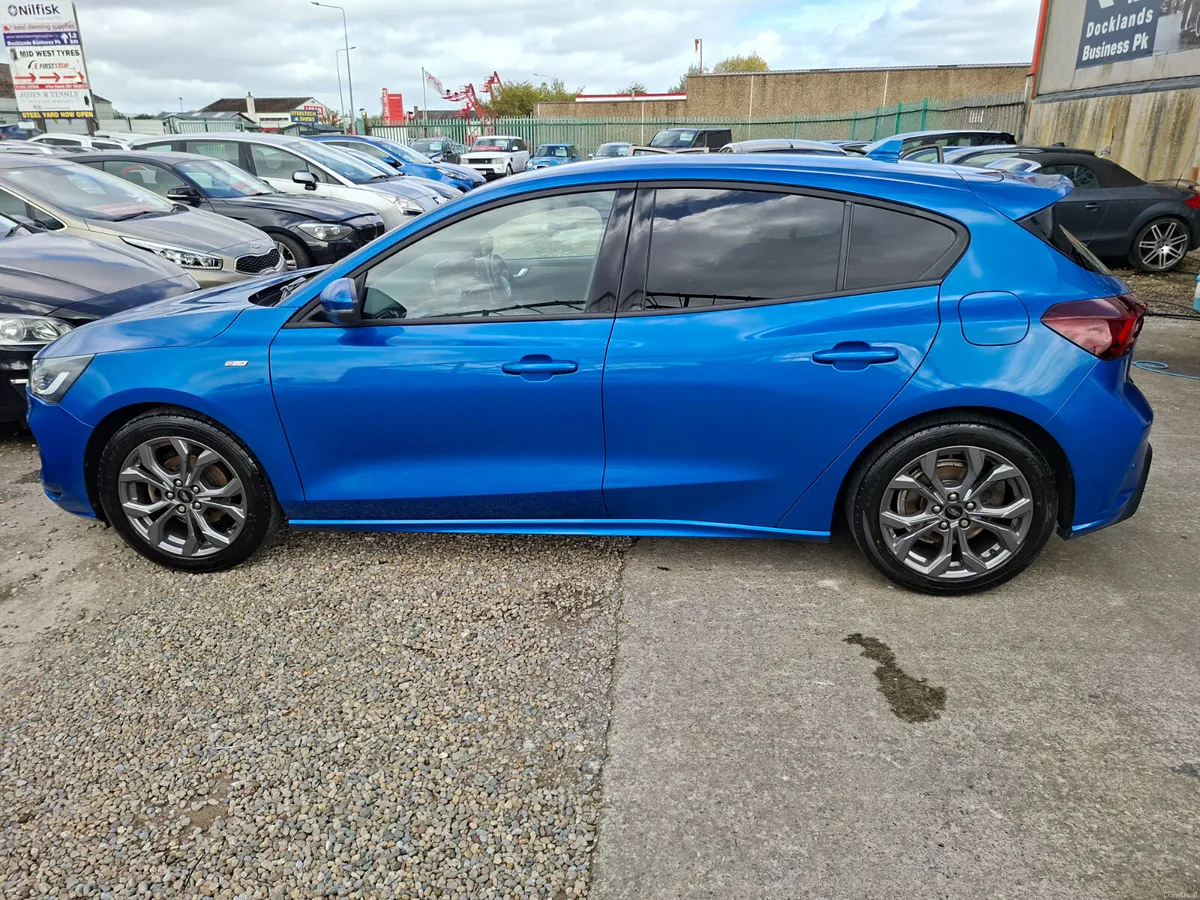 🦏 Ford Focus 2022 ST LINE (222 REG) 🦏 - Image 5
