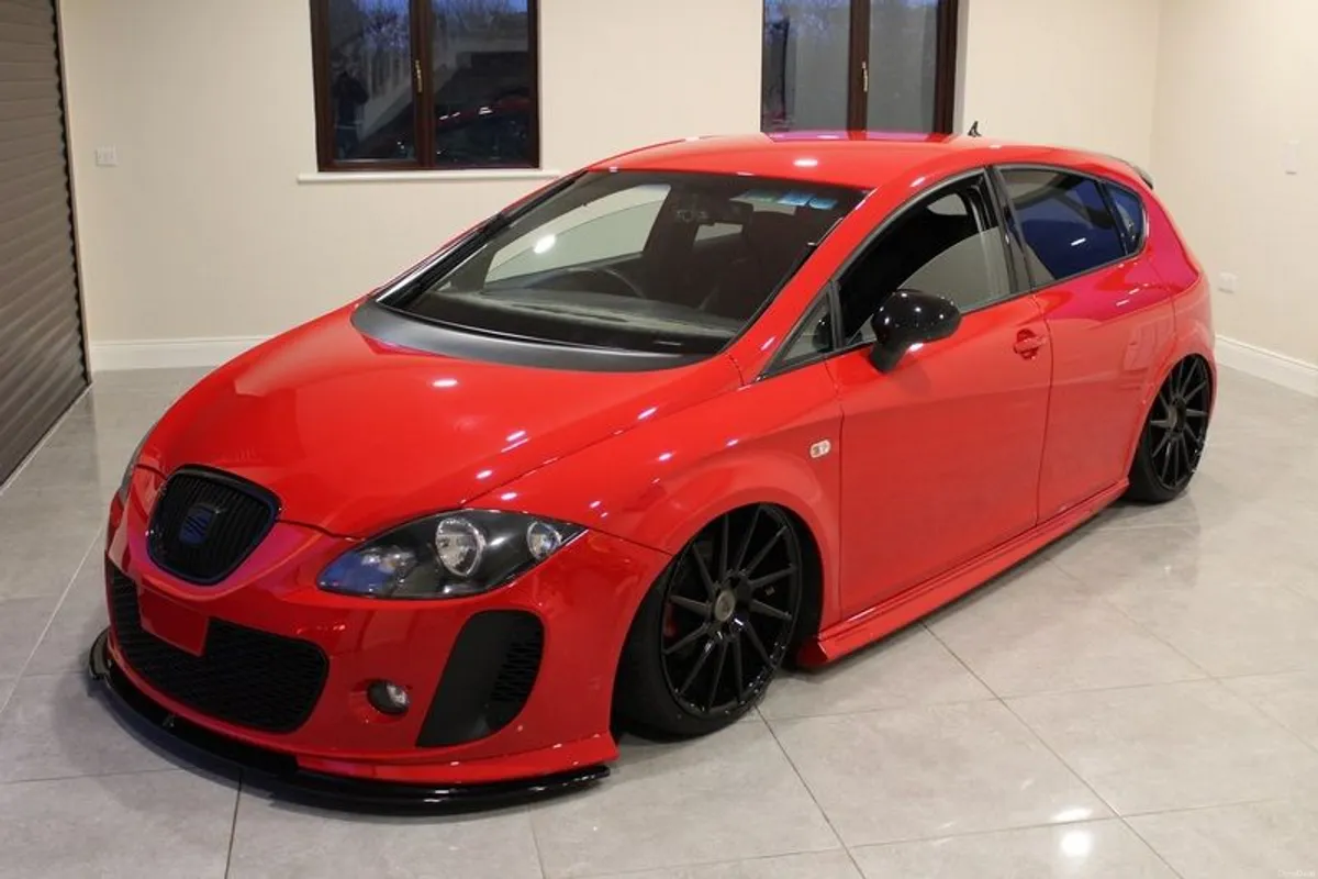2011 Seat Leon 1.6 TDI - bagged - Image 3