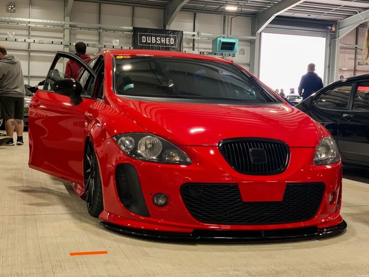 2011 Seat Leon 1.6 TDI - bagged - Image 2