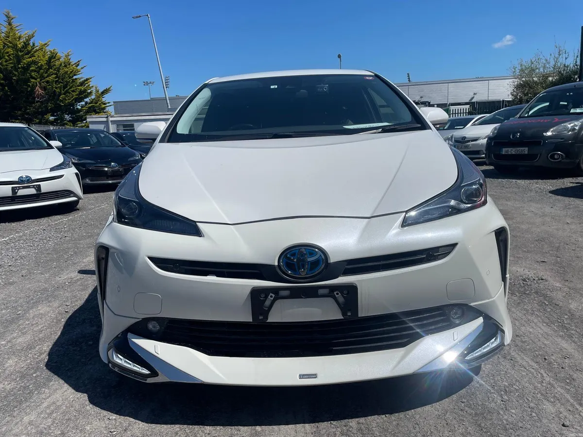 2022 Toyota Prius Hybrid Auto LEATHER INTERIOR - Image 2