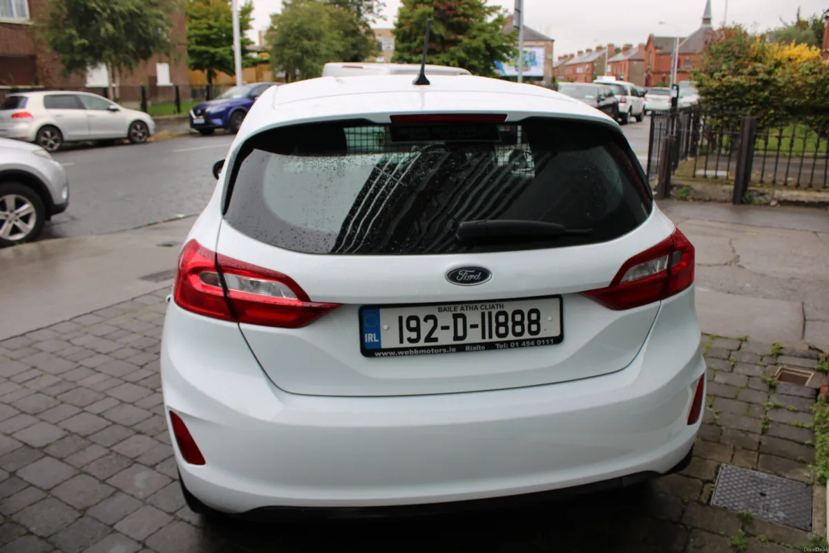 FORD FIESTA VAN 1.5 2019 2 SEAT - Image 4