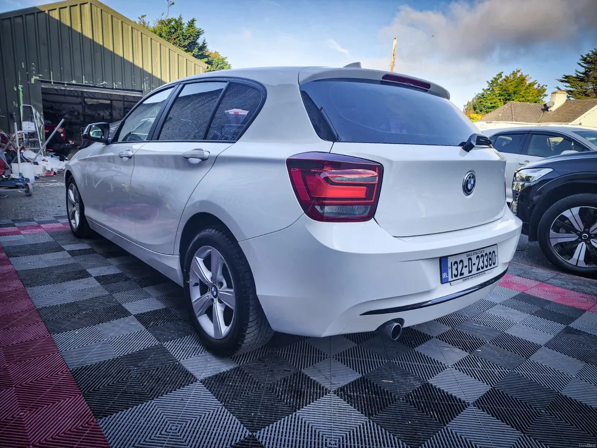 132 BMW 116i AUTO - Image 6