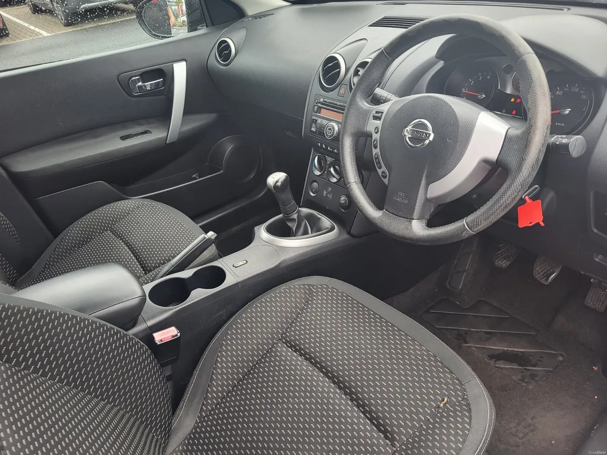 Nissan Qashqai 2010 - Image 4